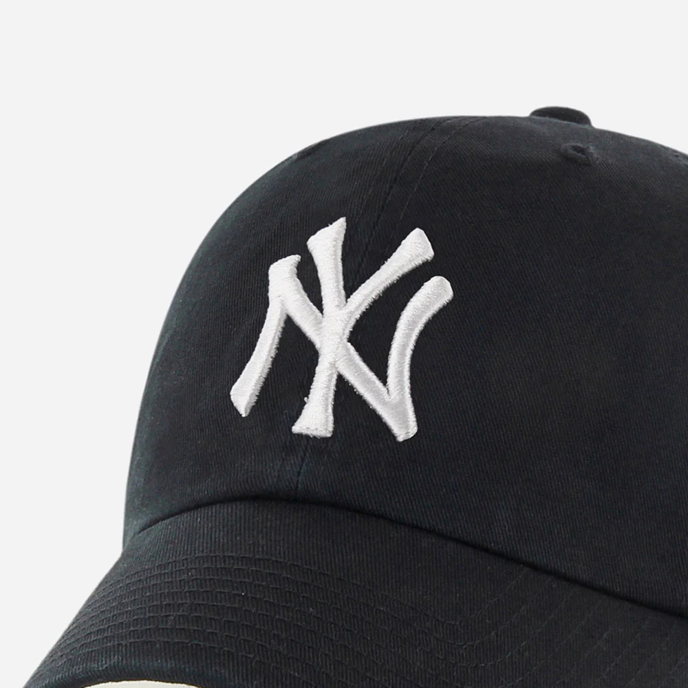 47 - MLB New York Yankees BASE Runner Clean Up Cap - Black – Image 4
