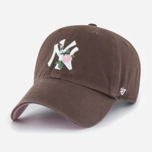 47 - MLB New York Yankees Thorn Clean Up Cap - Brown