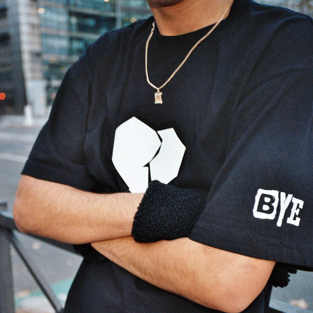 BYE JEREMY - HEARTBROKEN TEE - Black – Image 5