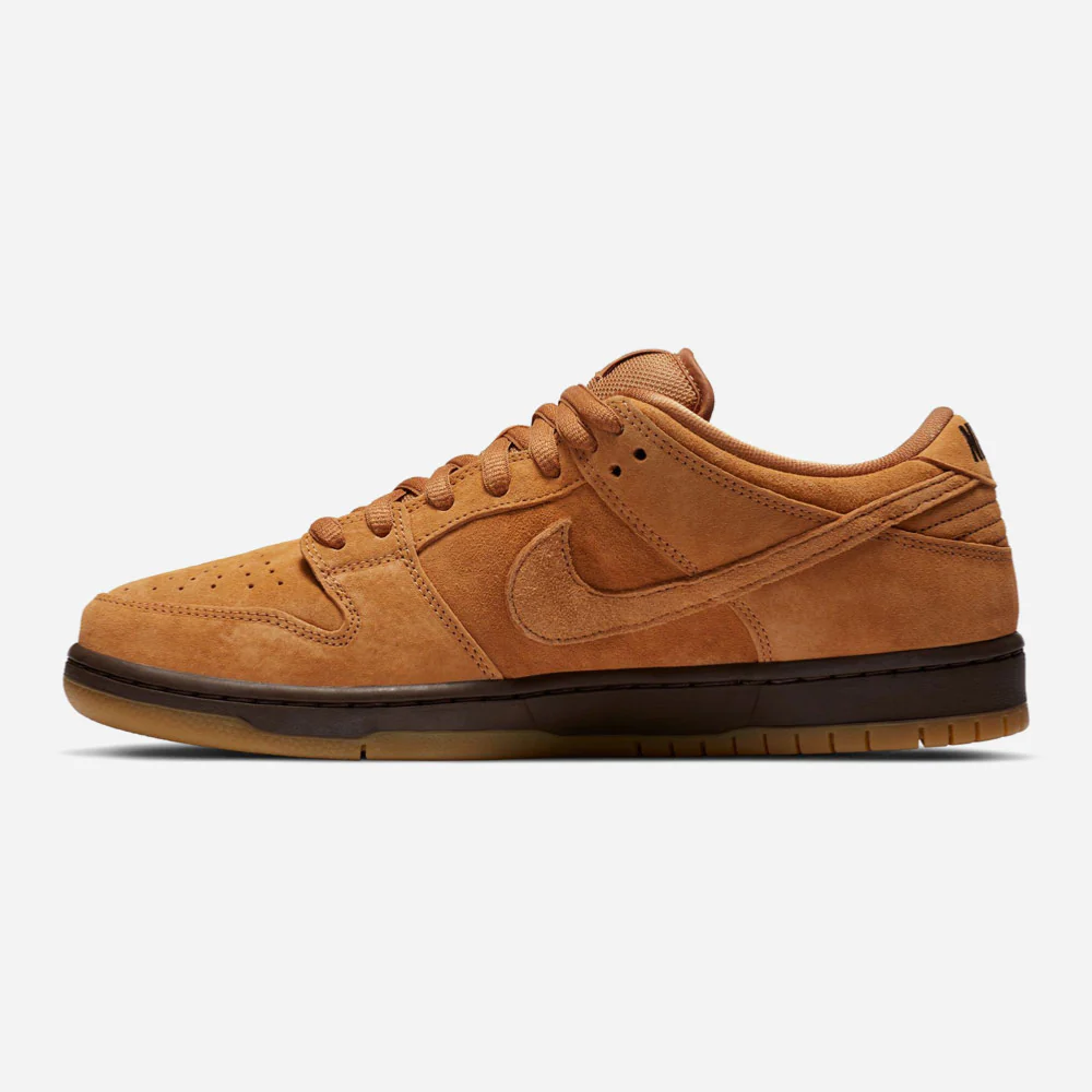 NIKE SB - DUNK LOW PRO PRM - FLAX-FLAX-FLAX-BAROQUE BROWN – Image 4