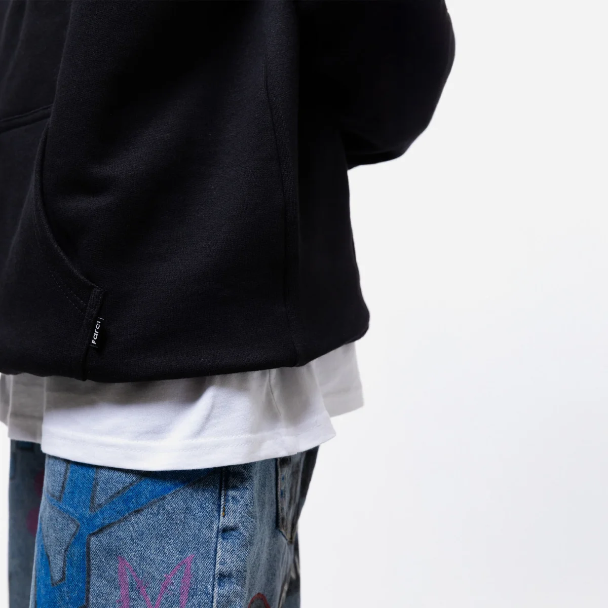 Farci - Deli Hoodie - Black – Image 5