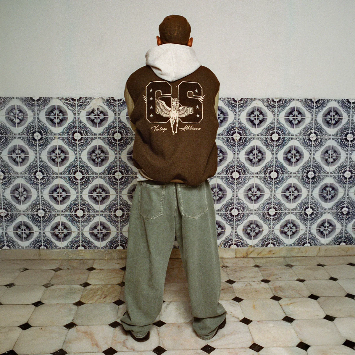 Goodies Sportive - Praliné Pegasus Varsity - Brown / Butter – Image 9