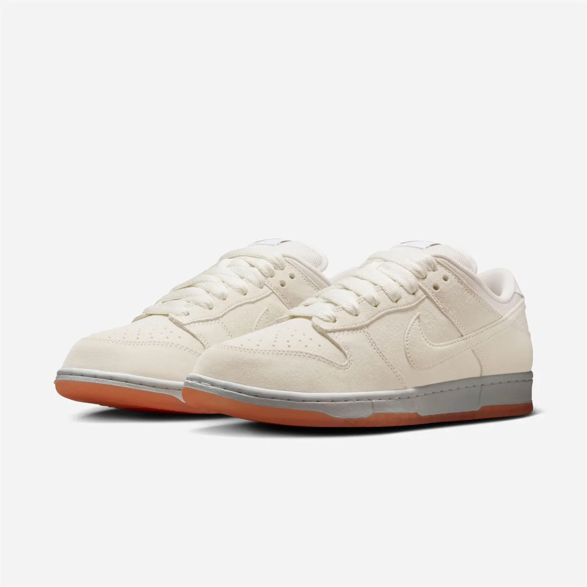 Nike SB - Dunk Low Premium Pro B - Pale Ivory / Pale Ivory - Summit White - White – Image 3