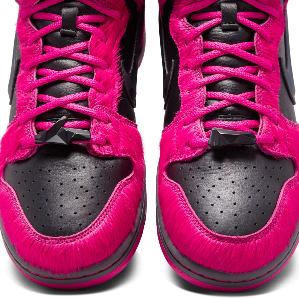 NIKE SB - DUNK HIGH X RUN THE JEWELS - Active Pink-Black-Metallic Gold – Image 9