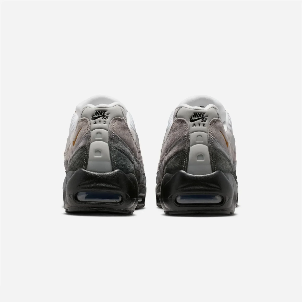 Chaussures Nike SB Air Max 95 - Black / Cacao Wow – Image 6