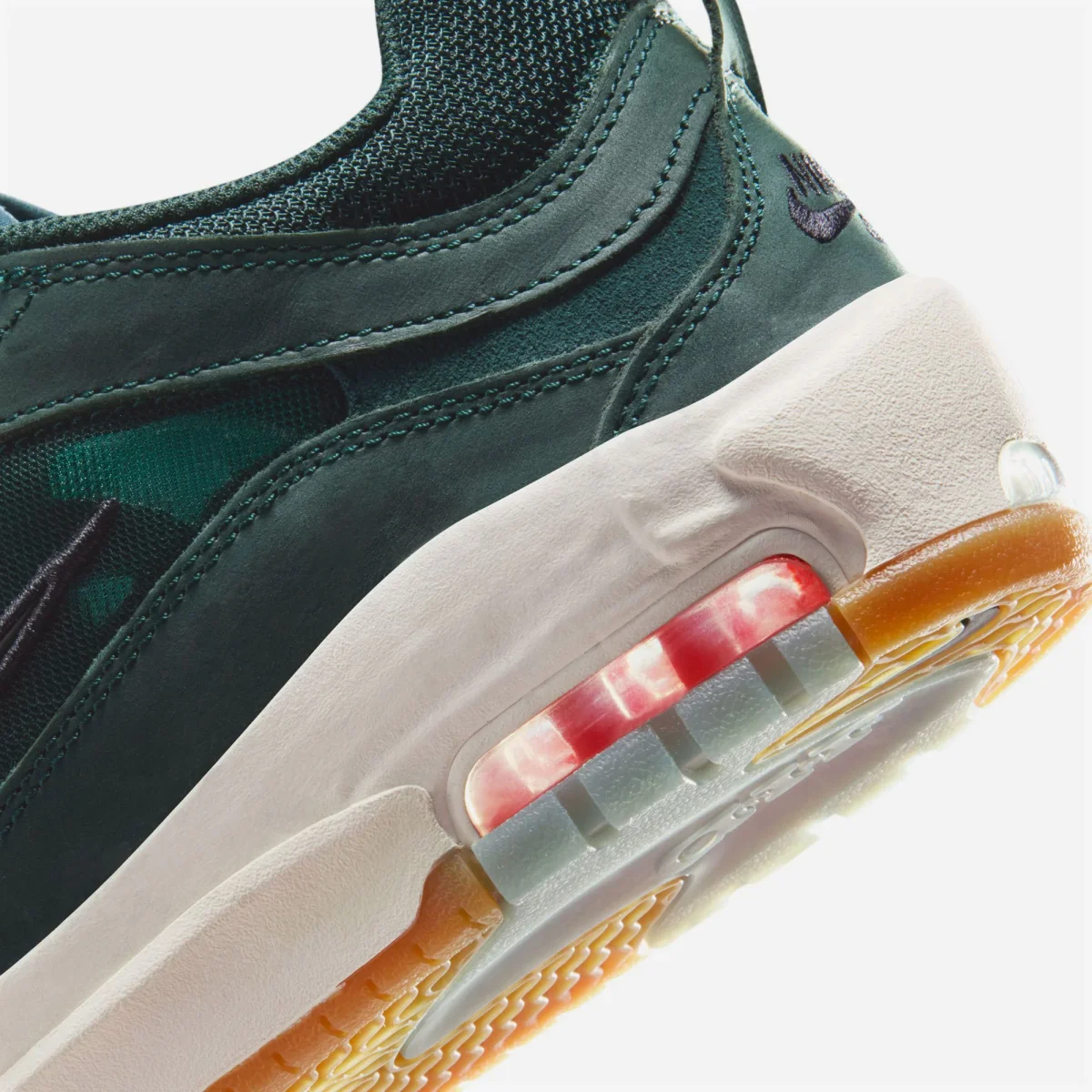 Nike SB - Air Max Ishod - Deep Fir / Black Fir Sail – Image 9