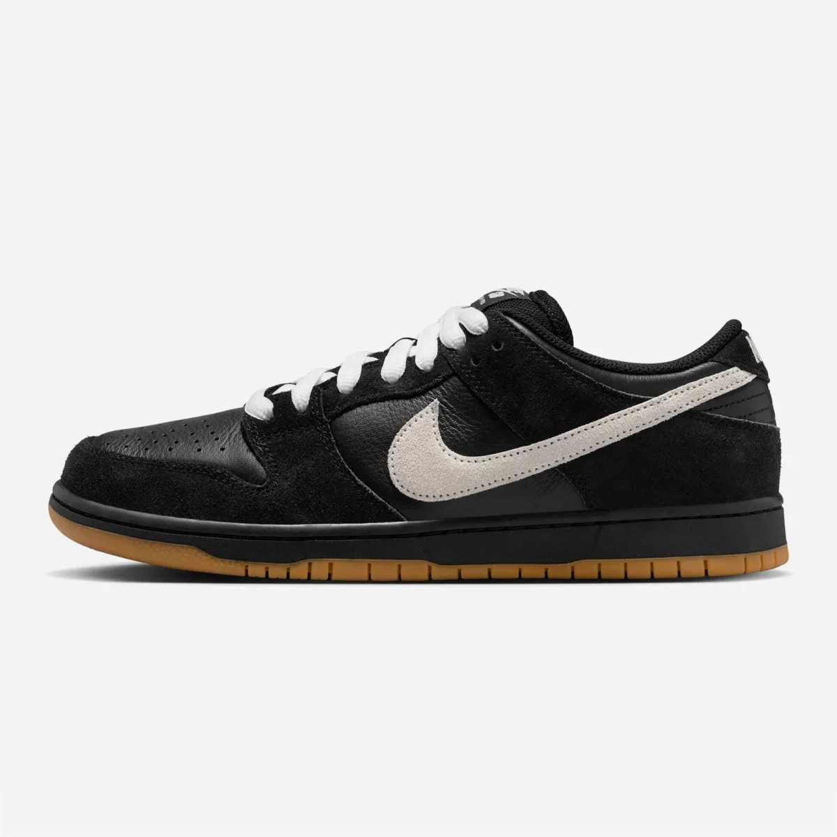 Nike SB - Dunk Low Premium Pro - Black / White-Black-Gum Light Brown – Image 4