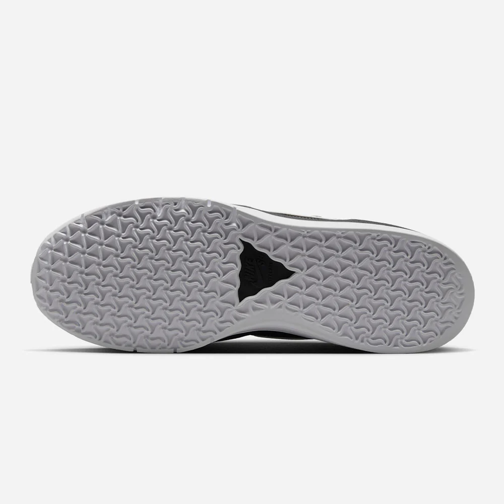 Nike SB - PS8 - Black / White - Black - White – Image 7