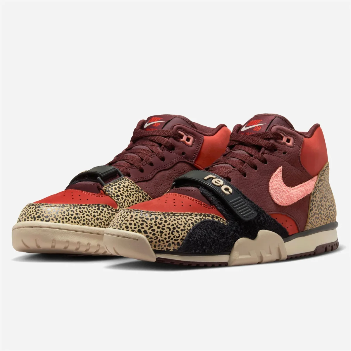 Nike SB - Air Trainer 1 - Limestone Pink Quartz Earth – Image 3
