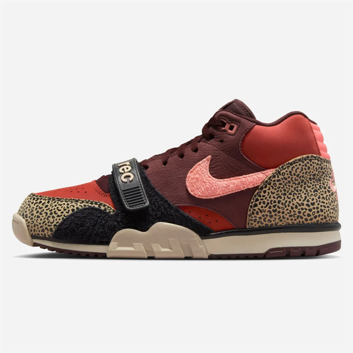 Nike SB - Air Trainer 1 - Limestone Pink Quartz Earth – Image 6