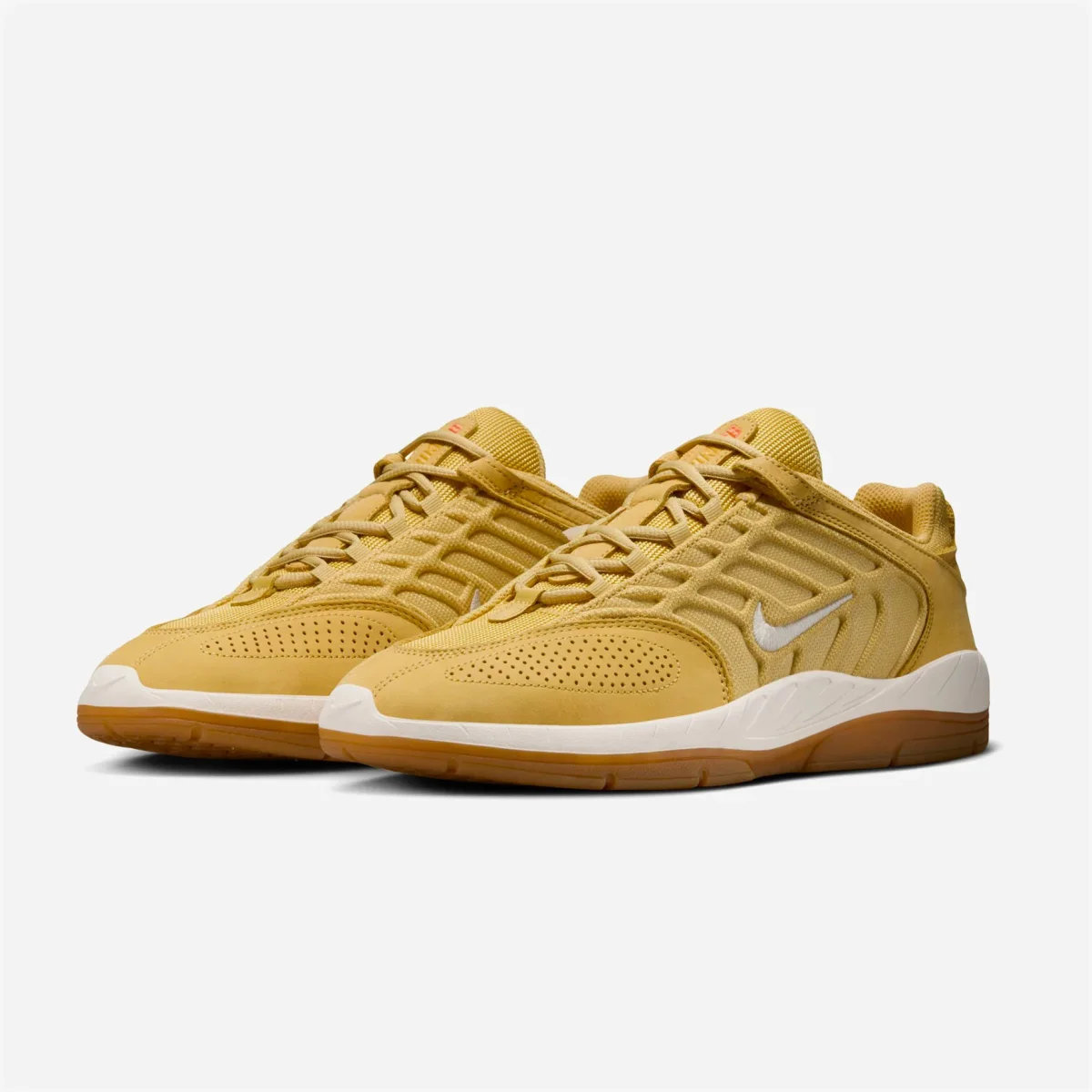 Nike SB - Vertebrae Iso - Saturn Gold Sail Saturn Gold Solar Flare – Image 3